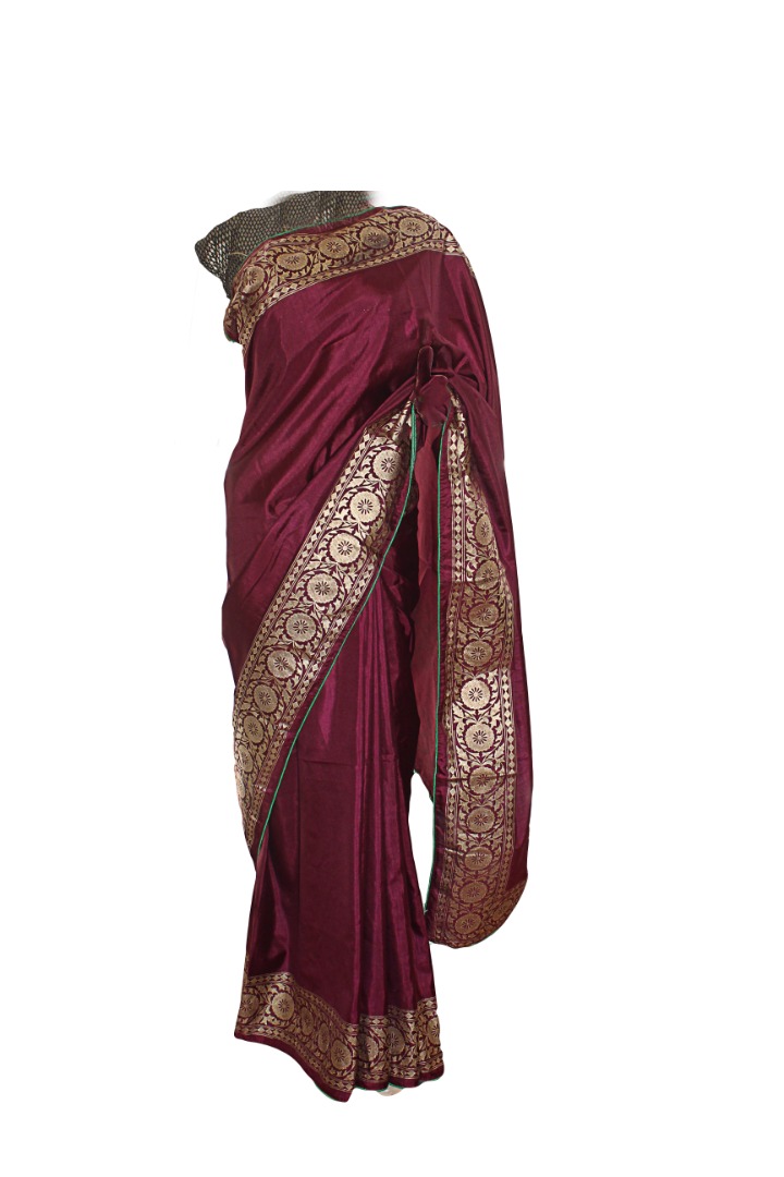 Trendy Golden Print Silk Magenta Color Designer Sari