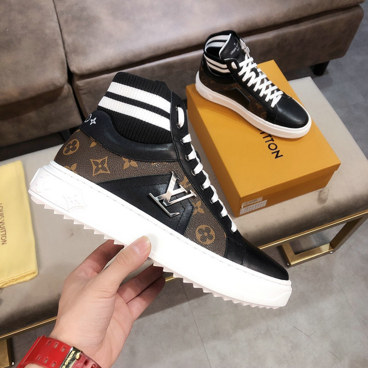Louis Vuitton sneaker 