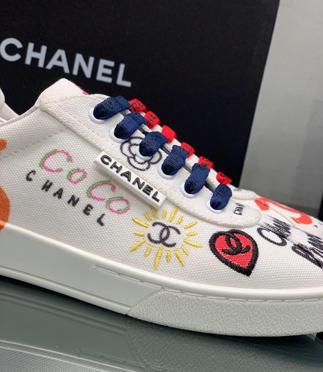 Chanel sneaker women 