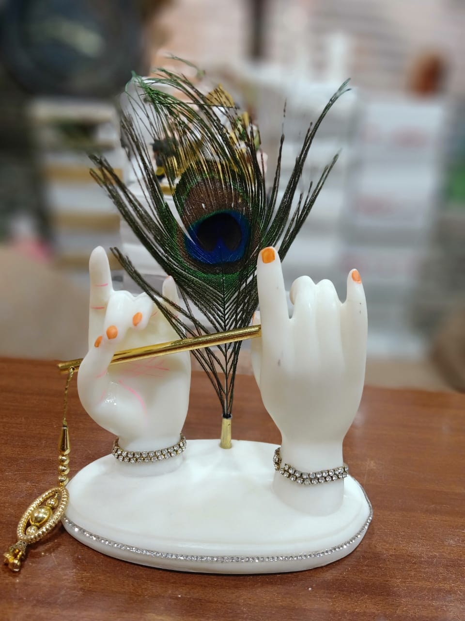 flute in hands + free shipping