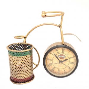 Table decor+ clock Size-6 inch Material-wrought iron + DC Rs.70
