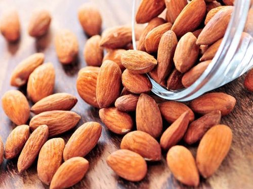 ALMONDS (1kg)