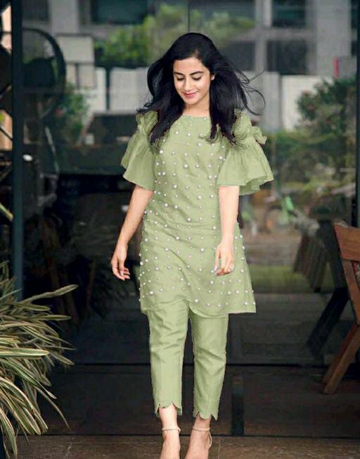 Women Kurta Sets  