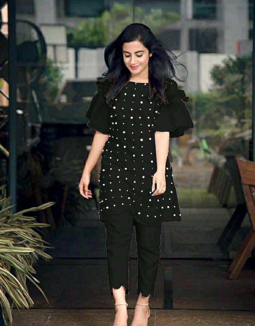Women Kurta Sets  