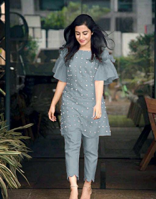 Women Kurta Sets  