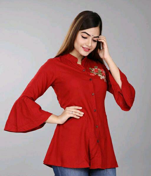 Classy Fashionable Women Tops & Tunics  