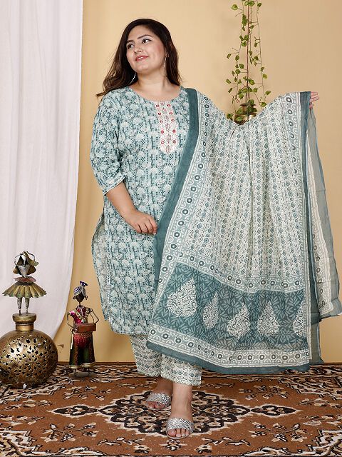 Tussah Plus Size Green Printed Cotton Suit Set