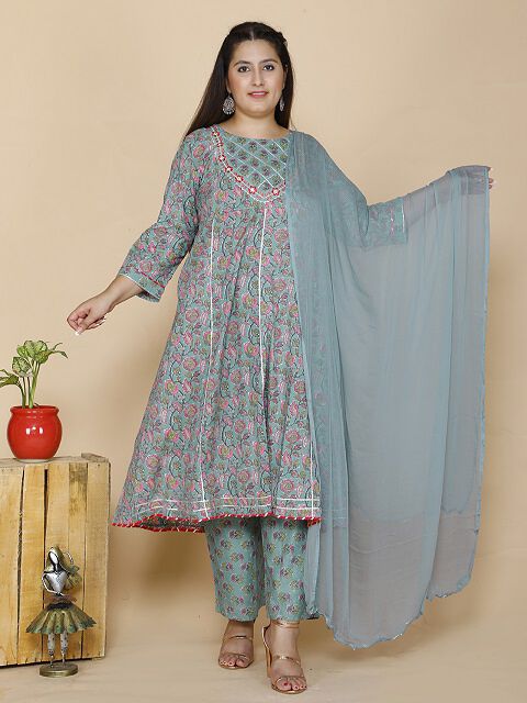 Tussah Plus Size Pink & Green Printed Cotton Kurta Set