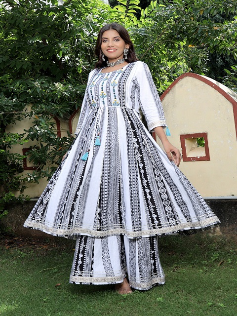 Tussah White Ethnic Printed Cotton Kurta with Plazzo