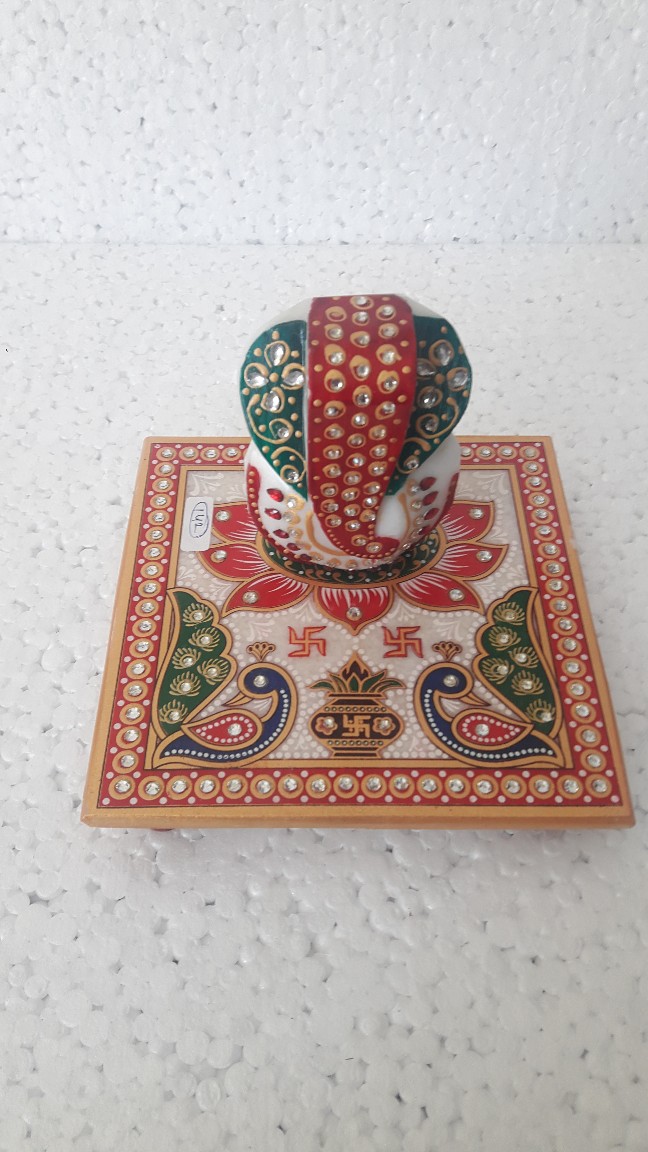 Silverzz Handicraft Marble Ganesh On Chowki