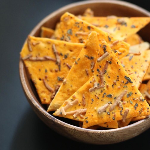 Pita Chips With Herbs & Cheese